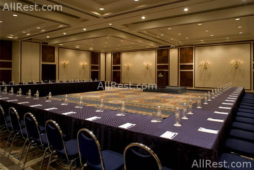 Sheraton Ambassador Hotel 18